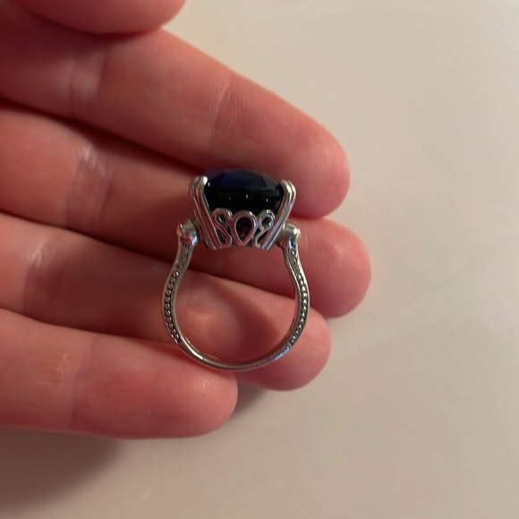 Lab sapphire ring - Picture 3 of 4